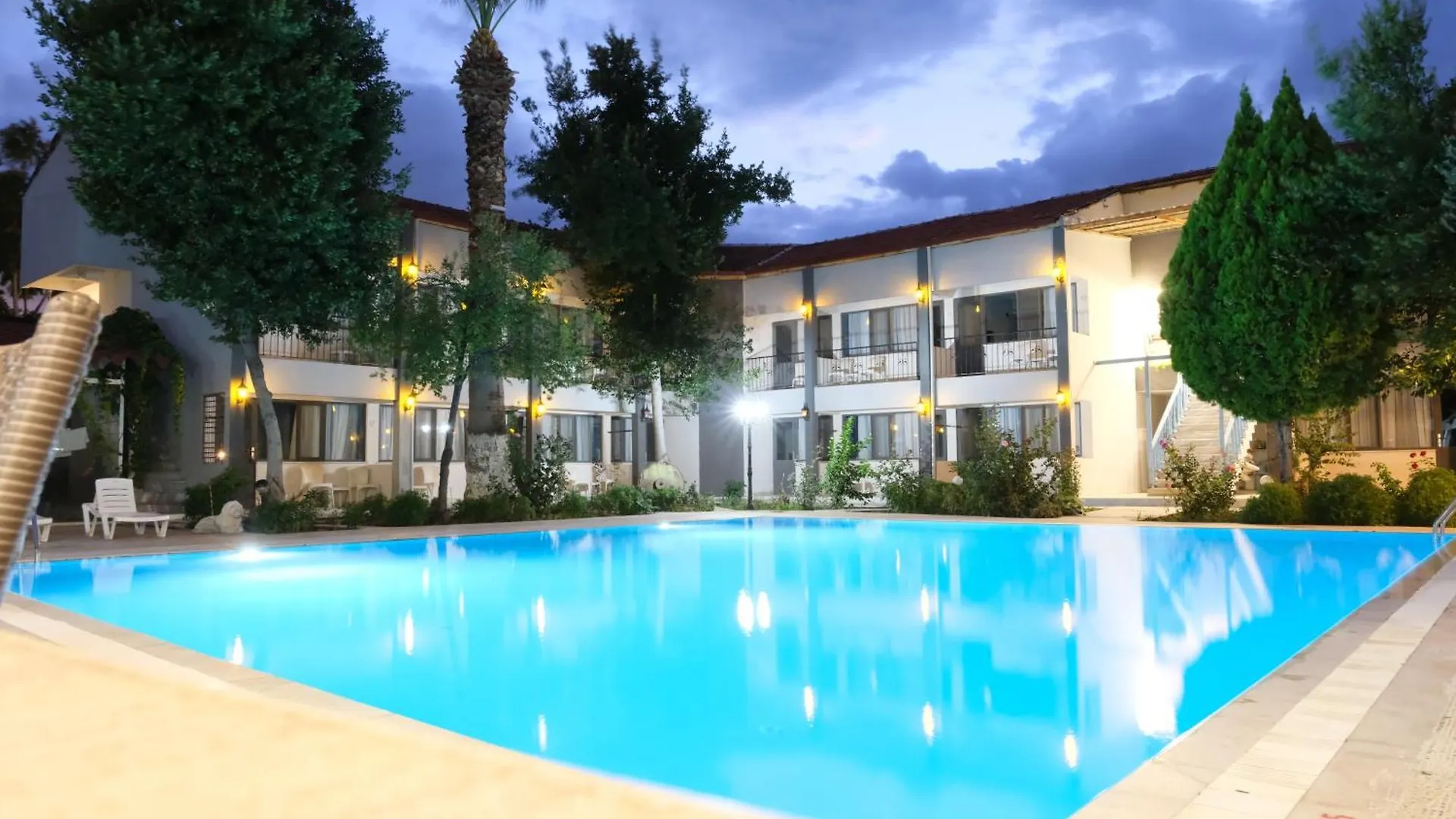Artemis Yoeruek Hotel - Pamukkale Denizli Türkei